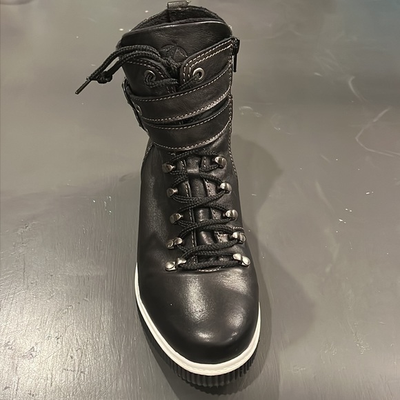 Dromedaries boots. Size 41 (similar to women’s 9 1/2) Excellent condition! - Picture 2 of 5